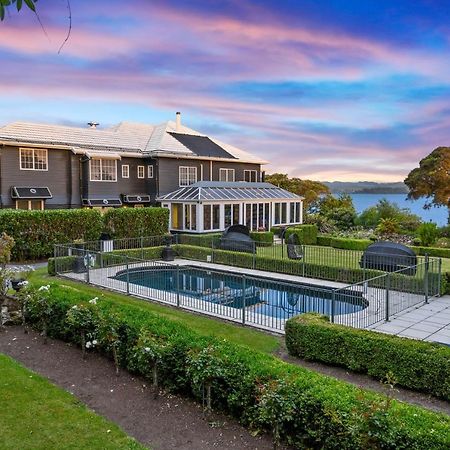 Black Swan Lakeside Boutique Hotel Rotorua Buitenkant foto