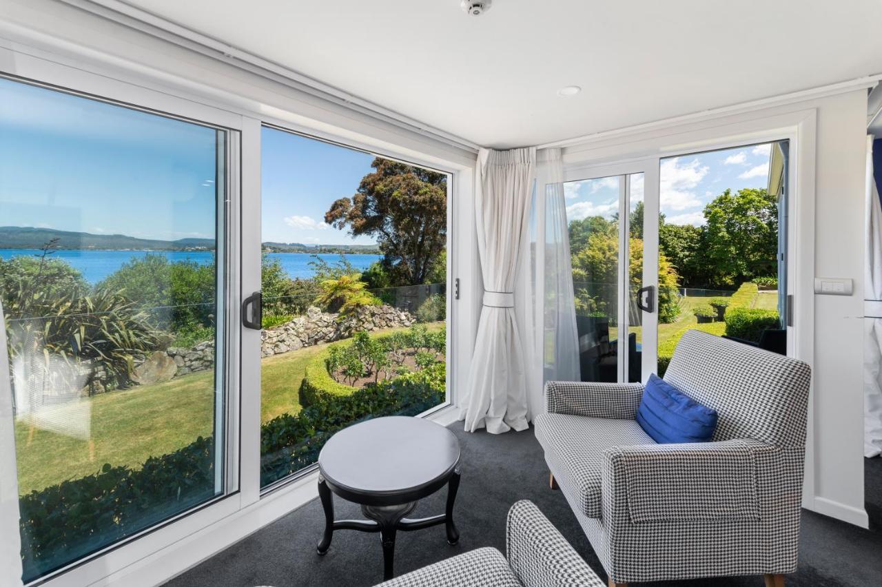 Black Swan Lakeside Boutique Hotel Rotorua Buitenkant foto