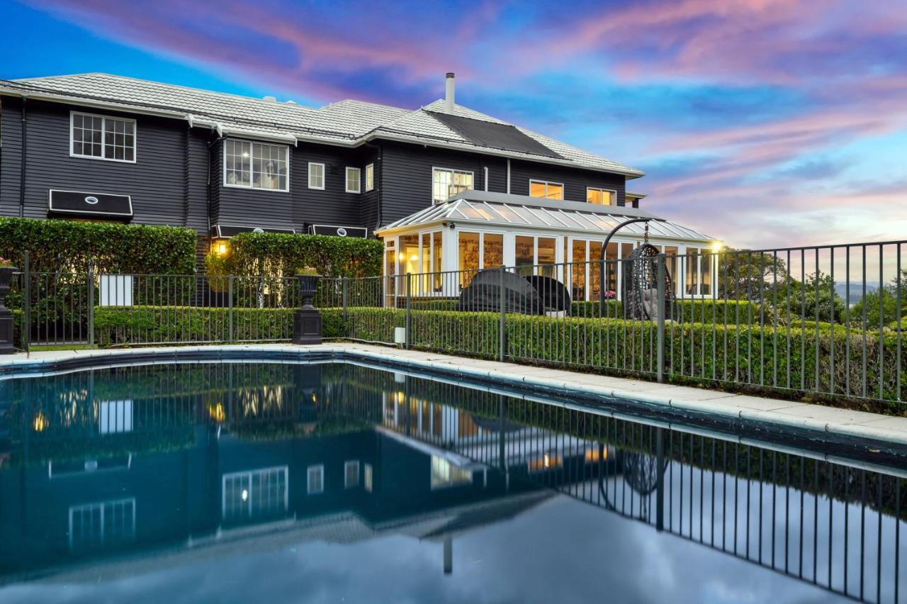 Black Swan Lakeside Boutique Hotel Rotorua Buitenkant foto