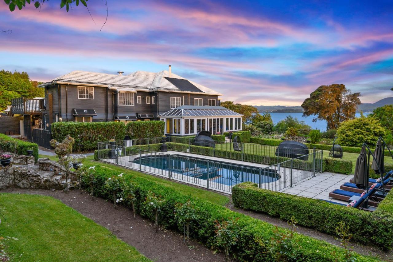 Black Swan Lakeside Boutique Hotel Rotorua Buitenkant foto