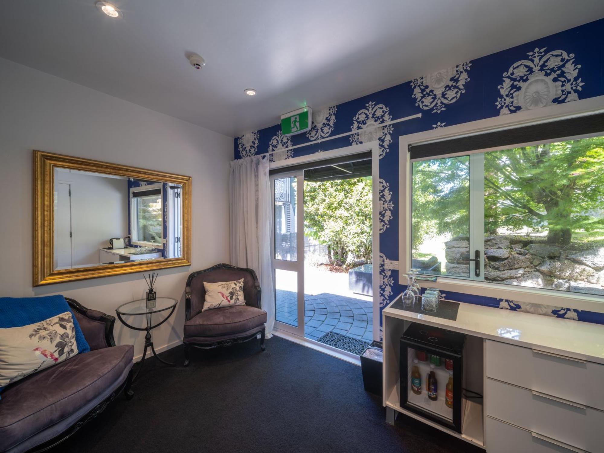 Black Swan Lakeside Boutique Hotel Rotorua Buitenkant foto